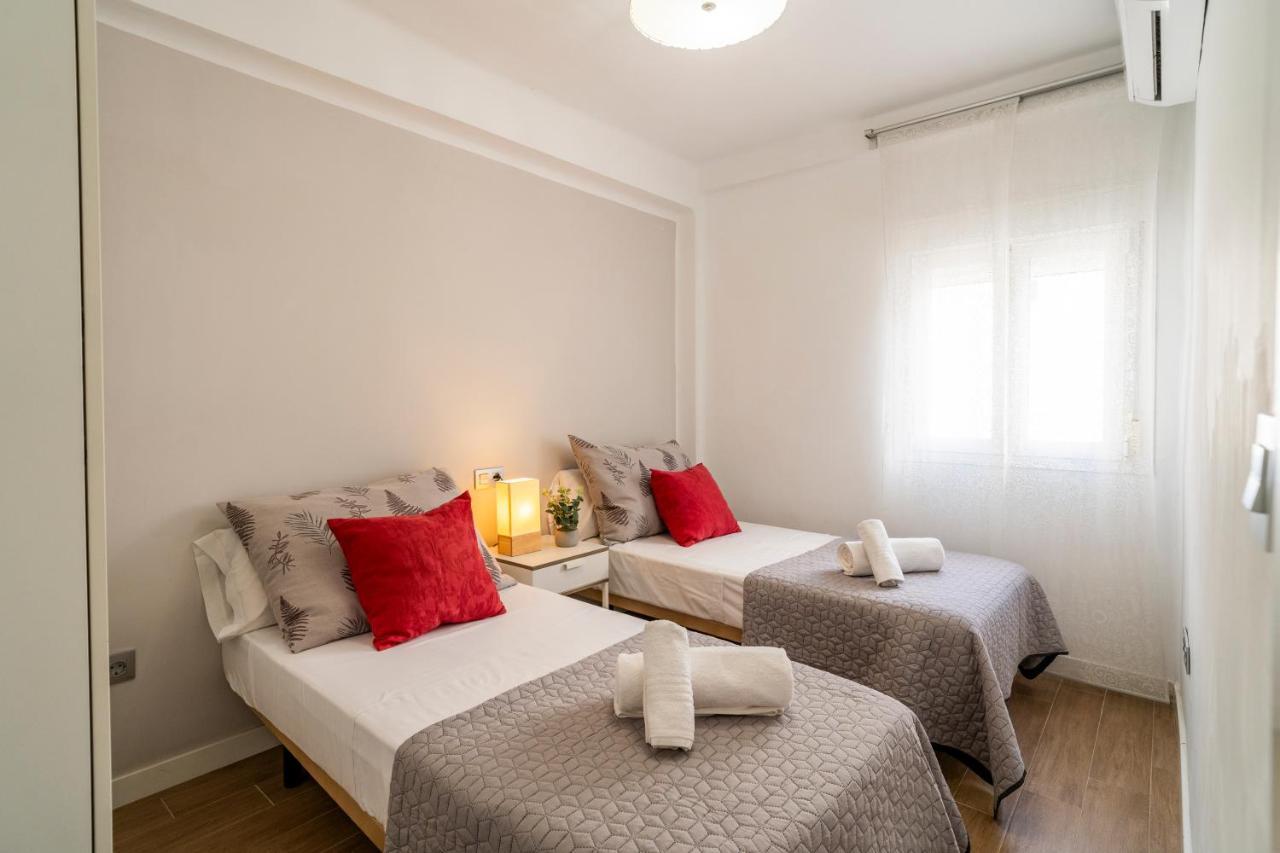 New Luxury House In The Center! Nuevo Piso De Lujo En El Centro. Apartment Малага Екстериор снимка